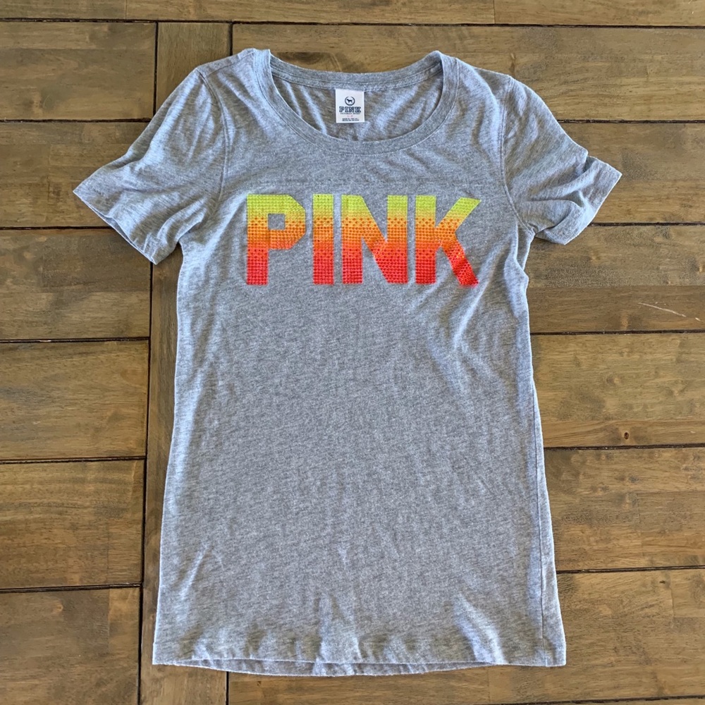 ☀️ NWOT PINK VS Crystal Rhinestone Logo Tee ☀️